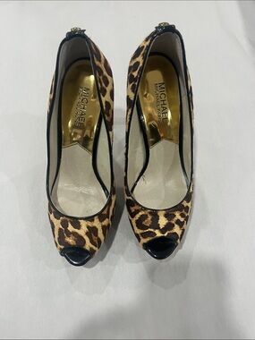Michael Kors Leopard Print Peep-Toe Heels - Tan/Black/Gold
